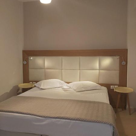 Villa Roussa City Center Fira  Ngoại thất bức ảnh