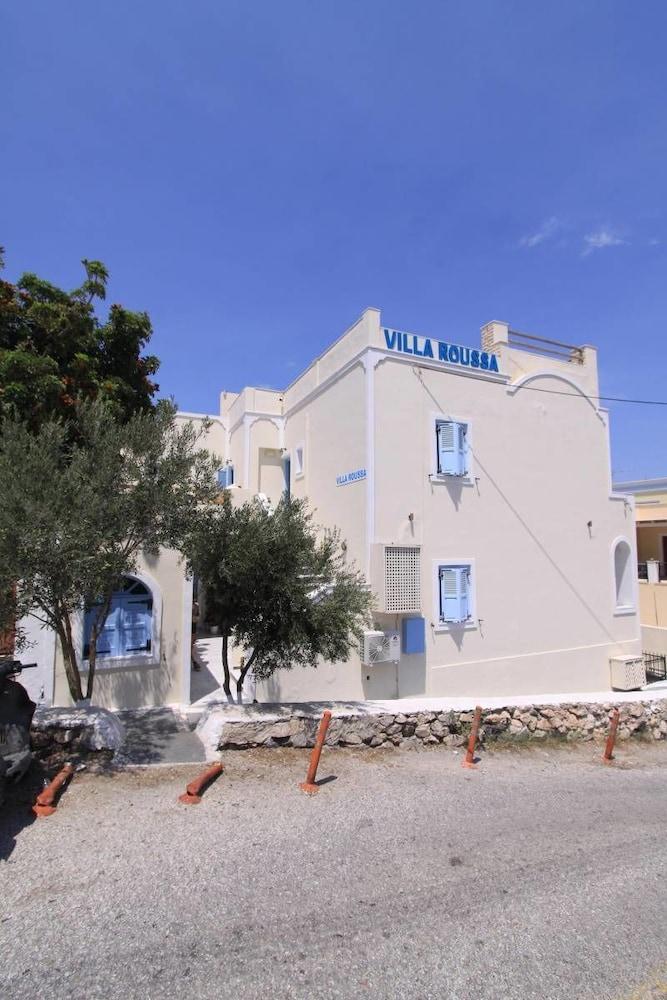 Villa Roussa City Center Fira  Ngoại thất bức ảnh