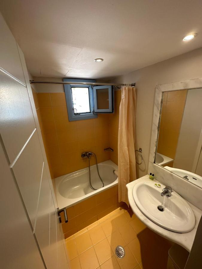 Villa Roussa City Center Fira  Ngoại thất bức ảnh