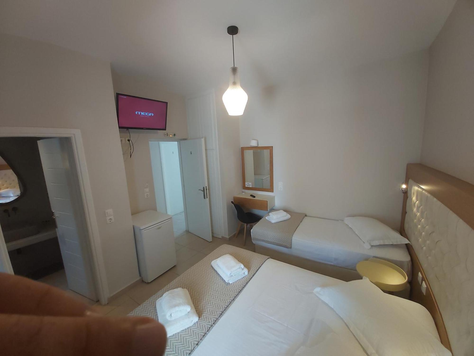 Villa Roussa City Center Fira  Phòng bức ảnh