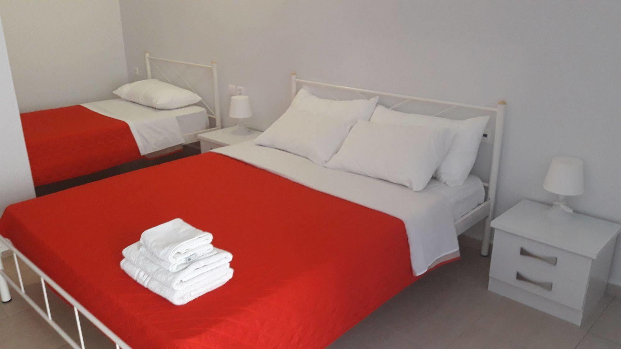 Villa Roussa City Center Fira  Ngoại thất bức ảnh