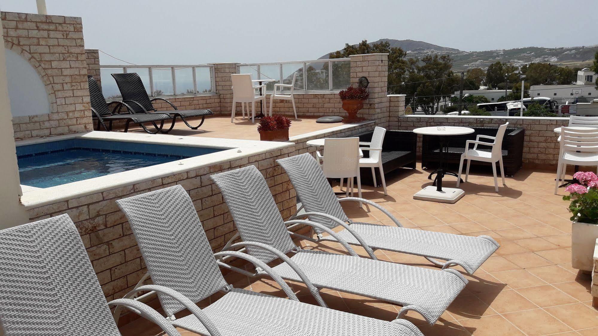 Villa Roussa City Center Fira  Ngoại thất bức ảnh