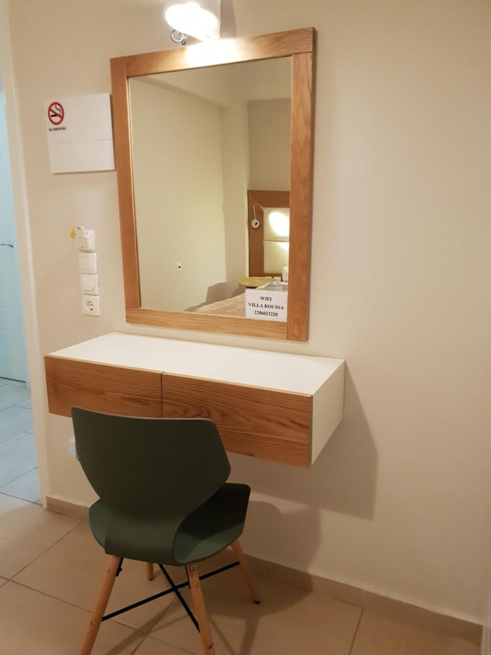 Villa Roussa City Center Fira  Ngoại thất bức ảnh